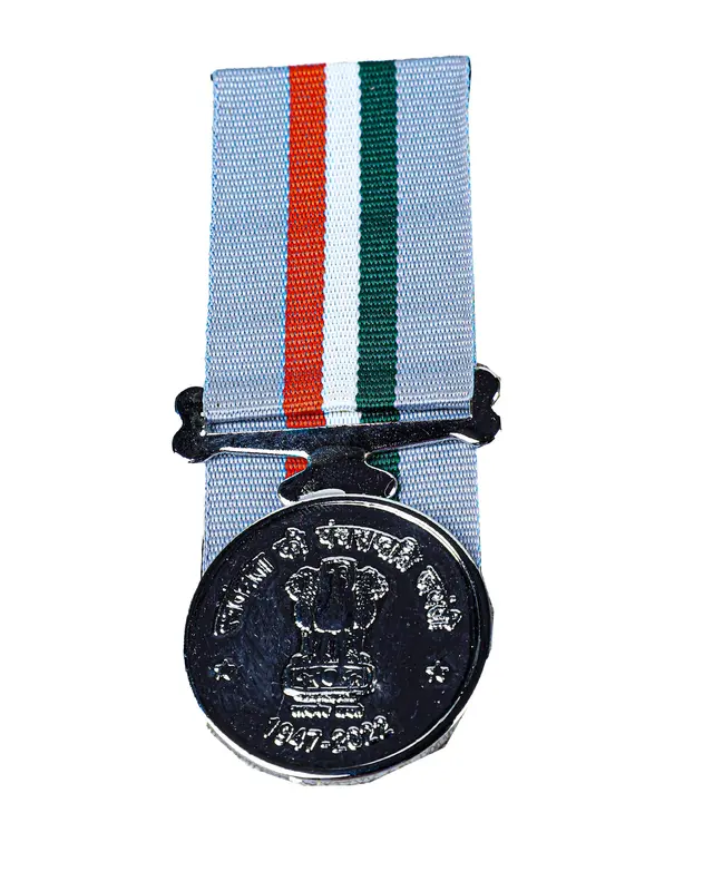 INDIAN NAVY MEDAL SINGLE MEDAL DETAILS